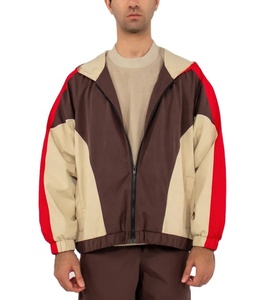 Ensemble de survêtement sportif personnalisé en nylon et polyester pour l'été, veste et short, coupe-vent, pour hommes - Product Image 4