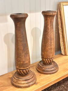 Ensemble de 2 bougeoirs vintage en bois tourné, style rustique bohème, pour bougies coniques, 12,5 pouces de haut - Product Image 5