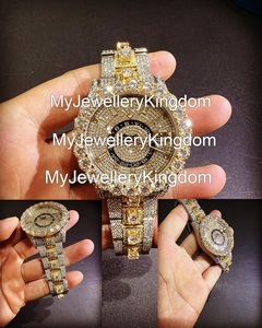 Reloj de Estilo Hip-Hop con Caja Redonda de Acero Inoxidable y Moissanita, Esfera de Cristal, Resistencia al Agua de 10 Bares, Sin Cierre - Product Image 1