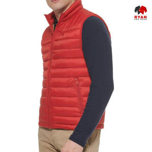 Chaleco Acolchado Impermeable y Transpirable Personalizado Ryan Pro Gear para Hombre, Diseño Sólido con Logotipo Personalizado, Diseño ODM - Product Image 4