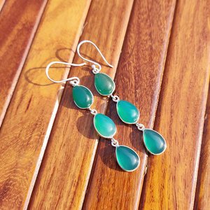 ต่างหูห้อยทรงหยดน้ำสามเม็ดประดับออนิกซ์สีเขียว ตัวเรือนทองเหลืองชุบเงิน สไตล์โบฮีเมียน สำหรับผู้หญิง เหมาะสำหรับงานปาร์ตี้ - Product Image 6