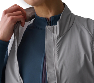 Gilet de cyclisme sans manches léger et personnalisé Sprint Sports, gris, avec poches zippées, ourlet réglable, tissu respirant pour femmes, 220g - Product Image 5