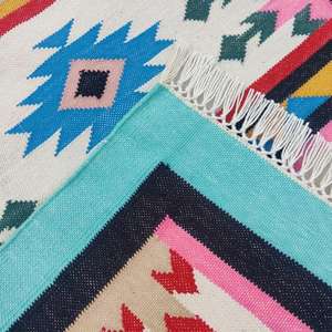 Alfombra de algodón estampada Kilim atemporal para entrada de estudio de yoga o áreas de cocina 047 - Product Image 3