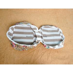 New Arrival Wholesale Handcrafted floral printed Pure 100% Cotton Vanity Set Traveling Makeup Bag Cosmetic Organizer - Product Image 5