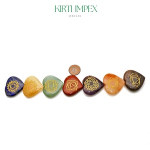 Venta al por mayor de piedras de energía semipreciosas Reiki juego de cristales curativos grabado 7 Chakra símbolo Kit de piedras preciosas para la curación y la meditación - Product Image 4