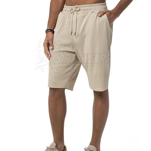 Ensemble élégant pour homme, haut à manches courtes et short assorti pour les vacances d'été et la plage - Product Image 3