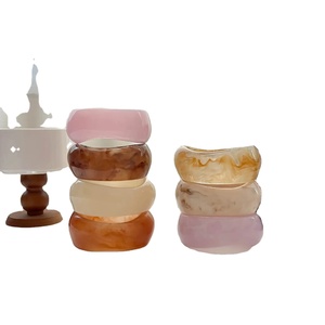 กำไลเรซินพรีเมี่ยมทำด้วยมือสุดหรูของผู้หญิงเครื่องประดับแฟชั่นน้ำหนักเบากันน้ำ - Product Image 3