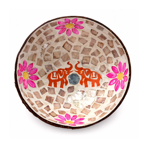 Vente en gros de bols en noix de coco gravés de qualité supérieure, durables, uniques, polis, écologiques, artisanat moderne - Product Image 1