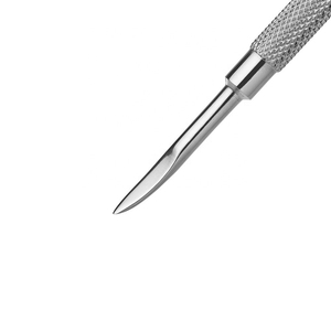 Pousse-cuticules professionnel en acier inoxydable, outil de nettoyage des ongles à double extrémité pour manucure et pédicure - Product Image 5