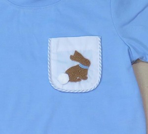 Ensemble de vêtements en coton pour bébé garçon, t-shirt à poche brodé à la main avec motif de lapin mignon, short rayé, vêtements d'été pour tout-petits, vente en gros - Product Image 2