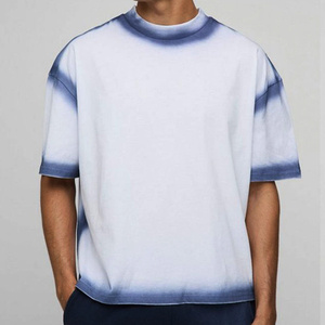 Camiseta de Jersey Holgada Personalizada Estilo Urbano con Efecto Desgastado, 100% Algodón Transpirable y Ecológico de Manga Corta para Hombre - Product Image 1