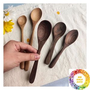 Cuillère de cuisine artisanale en bois de noyer, à grain naturel, pour remuer, cuire, servir et usage domestique en cuisine - Product Image 3