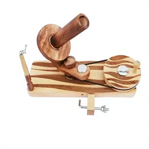 Enrouleur de fil en bois pour tricot, outil de couture manuel, rotation fluide, forme ronde, style simple - Product Image 2