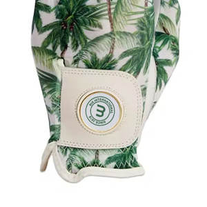 Guantes de golf de cuero de primera calidad que ofrecen un agarre superior y son ideales para entrenamiento o uso en torneos. - Product Image 6