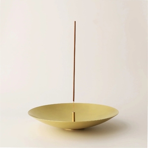 Brûleur d'encens en laiton style nordique - Cendrier rond en métal - Support élégant pour aromathérapie de bureau pour bâtonnets et spirales - Product Image 2