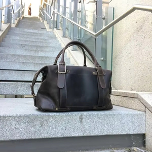 กระเป๋าเดินทางหนังแท้ทรงดัฟเฟิล กระเป๋าเดินทางสุดสัปดาห์ สไตล์วินเทจ ซิปแบบพกพา ความจุขนาดใหญ่ ใส่สัมภาระได้ ปรับแต่งได้ ทำด้วยมือ - Product Image 1