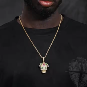 Colgante de Calavera Hiphop Micro Pavé de Moissanita, Plata 925 Bañada en Rodio, Corte Redondo, Amuleto Cristiano Unisex - Product Image 3