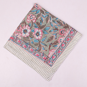 Écharpe carrée en coton imprimé floral faite à la main, accessoire de mode multifonctionnel, style bohème printemps-été - Product Image 5