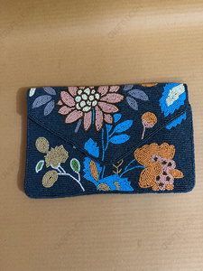 Sac à main enveloppe brodé de perles florales fait main pour femme, pochette d'épaule de luxe brodée, pochette de créateur personnalisée OEM - Product Image 1