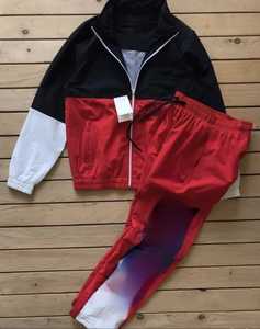 ชุดวอร์มแบบยูนิเซ็กซ์คุณภาพสูง ปรับแต่งได้ พร้อมโลโก้และดีไซน์เฉพาะตัว - Product Image 2