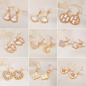 Pendientes de Perlas de Agua Dulce al por Mayor de Zhuji, Aguja de Plata S925, Estilo Beimu, Regalo de Alta Gama para Mejores Amigas, Diseño Elegante de Arete - Product Image 2