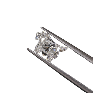 เพชร HPHT CVD รูปทรงสุนัขพันธุ์นอร์วิชเทอร์เรียร์ ได้รับการรับรองจาก IGI สี DEF ความสะอาด VVS VS1 น้ำหนัก 0.5-3 กะรัต เพชรสังเคราะห์แบบเม็ดเดี่ยว - Product Image 1