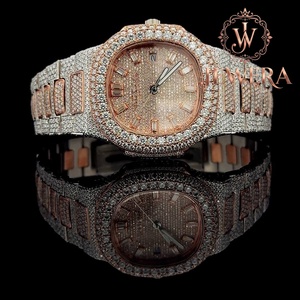 Reloj Hip Hop de Acero Inoxidable Resistente al Agua con Piedras de Moissanita Estilo Diamante para Fiestas Nocturnas y Uso en Clubes - Product Image 1
