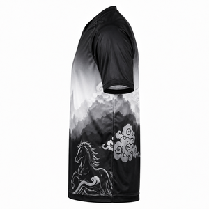 Camiseta Deportiva Sublimada con Estampado de Nubes y Caballos para Hombre, Cuello en V, Secado Rápido, Manga Corta, Poliéster, Ajuste Regular para Todas las Temporadas - Product Image 2