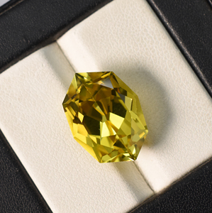 Zafiro amarillo de Ceilán de corte hexagonal elegante de 18x13 mm, 18.10 quilates, piedra preciosa suelta para la fabricación de joyas. - Product Image 6