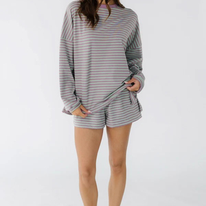 Ensemble 2 pièces tricoté rayé pour femme : Haut décontracté à col rond coupe ample en coton respirant et short – Idéal printemps-été - Product Image 2