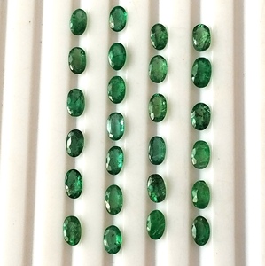 Émeraude calibrée 5,70 carats, naturelle du Zambie, taille ovale 3x5 mm, facettée, pierre précieuse translucide, lot de 25 pièces - Product Image 1