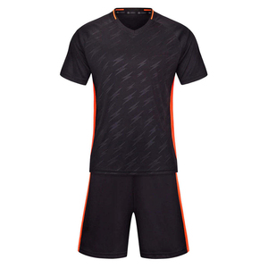 Conjunto de Camiseta de Fútbol Personalizada para Hombre, Estampado Geométrico, Manga Corta, Absorbe la Humedad, Transpirable, Poliéster, Uniforme Ajustado para Todas las Temporadas - Product Image 4