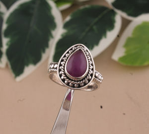 Anillo de Plata de Ley 925 con Bisel de Jade Lavanda Natural, Jadeíta Púrpura Genuina con Banda Punteada y Borde de Cuentas de Plata - Product Image 3