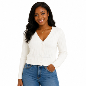 Cardigan en acrylique blanc tricoté à col en V et manches longues pour la sororité Cosh International, pull décontracté uni à boutons sur le devant - Product Image 1