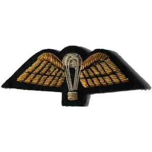 Parches Redondos de Fieltro No Tejido Ecológicos Bordados a Mano con Diseño de Lingotes de Oro Negro para Coser en Sombreros, Boinas, Blazers y Gorras con Visera - Venta al por Mayor - Product Image 2