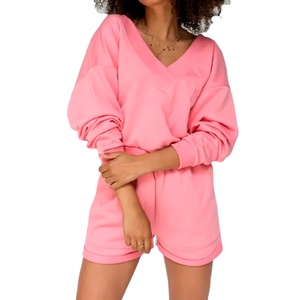 Ensemble décontracté 2 pièces pour femme en coton 100 % écologique et personnalisable : sweat-shirt et short de sport - Product Image 4