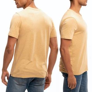เสื้อยืดผู้ชายทรงสลิมฟิต ผ้าฝ้ายสีพื้น ระบายอากาศ แห้งเร็ว เป็นมิตรกับสิ่งแวดล้อม สวมใส่สบายในชีวิตประจำวัน รุ่นปี 2026 ขายส่ง - Product Image 4