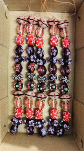 Cuentas de Vidrio Lampwork Multicolor con Patrón Floral en Espiral, Forma Irregular para Hacer Pulseras, Hilo de 8 Pulgadas, EXCEL EXPORTS - Product Image 6