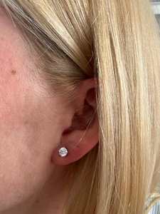 Boucles d'oreilles clous en diamant de laboratoire taille brillant rond pour femme, couleur D, certifiées IGI, classiques pour le quotidien - Product Image 6