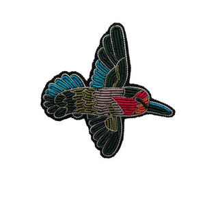 Badges brodés personnalisables en fil de métal avec logo sur mesure, de haute qualité, faits à la main avec perles, pour la vente en gros - Product Image 6