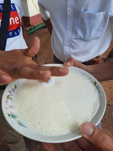 ยางลาเท็กซ์60% มีแอมโมเนียสูงสำหรับถุงมือและผลิตภัณฑ์ยางเข้มข้นผลิตจากโรงงาน - Product Image 2