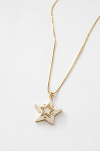 Collar Personalizado Bañado en Rodio con Colgante de Estrella Esmaltada Blanca y Pavé de Circonitas, Cadena de Caja, Joyería Celestial Fina, Regalo de Cumpleaños para Mujer - Product Image 2