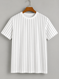 T-shirt unisexe en jersey SINEWY SPORTS, imprimé en sérigraphie, manches courtes, col rond, noir et blanc, 100% coton, coupe décontractée classique - Product Image 1