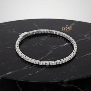 Bracelet Éternité Classique Plaqué Or et Argent avec Diamants de Laboratoire – Bijou de Luxe Élégant pour Femme, Idéal Anniversaire de Mariage - Product Image 4