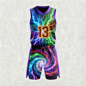 Tenue de basket-ball pour club, haut sans manches et short en tissu mesh, conçus pour les performances en ligue compétitive - Product Image 6