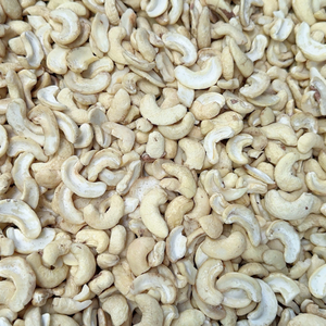 Noix de cajou brutes comestibles de qualité supérieure à courte durée de livraison SANTIGO Vietnam Grades cassés WS/LP/SP/BB - Product Image 1