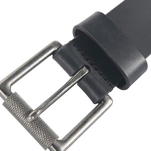 Ceinture en cuir avec finition haut de gamme et ajustement confortable, idéale pour les tenues professionnelles, les vêtements décontractés et l'usage quotidien - Product Image 6