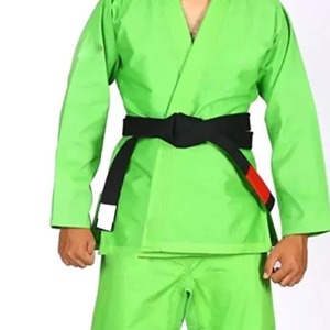Uniformes de karaté en gros, unisexes, extensibles, avec logo personnalisable sur le devant, légers - Product Image 4