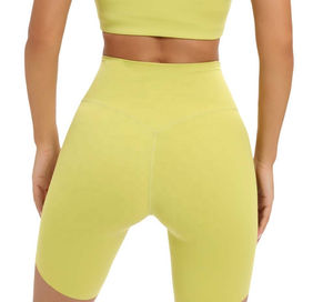 Leggings de yoga de cintura alta para mujer, shorts de gimnasio sin costuras con efecto levanta glúteos, cierre elástico en la cintura, patrón liso, servicio OEM. - Product Image 4