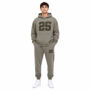 Survêtement vintage surdimensionné personnalisé pour homme en molleton de coton avec impression de numéro, ensemble deux pièces (hoodie et pantalon de jogging) - Fournisseur ODM - Product Image 1